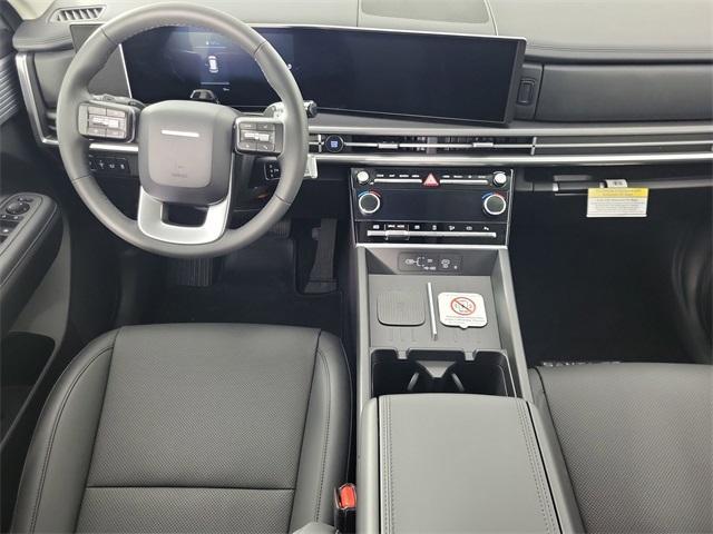 Photo of 2025 Shimmering Silver Hyundai SANTA FE