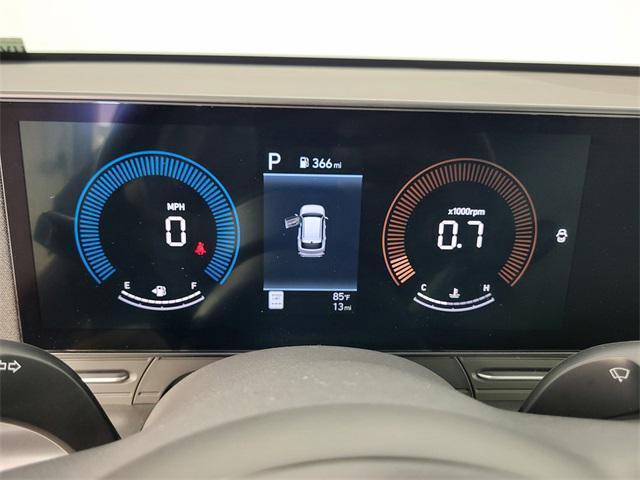 Photo of 2025 Gray Pearl Hyundai KONA