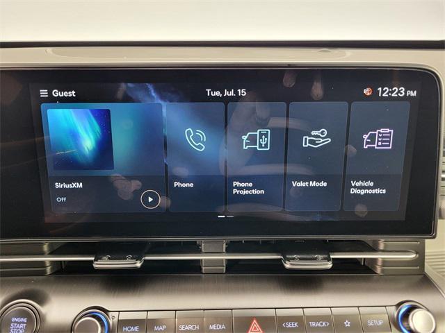 Photo of 2025 Gray Pearl Hyundai KONA