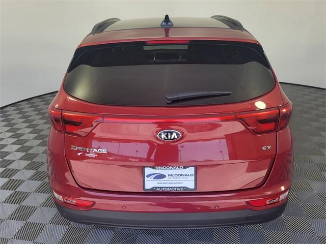 Photo of 2018 Hyper Red Kia Sportage