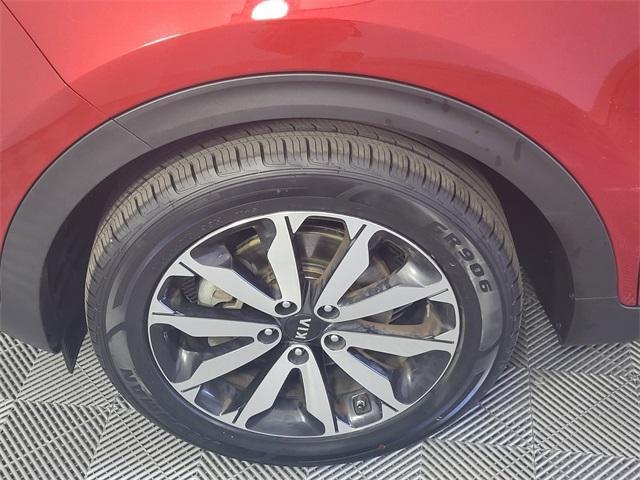 Photo of 2018 Hyper Red Kia Sportage