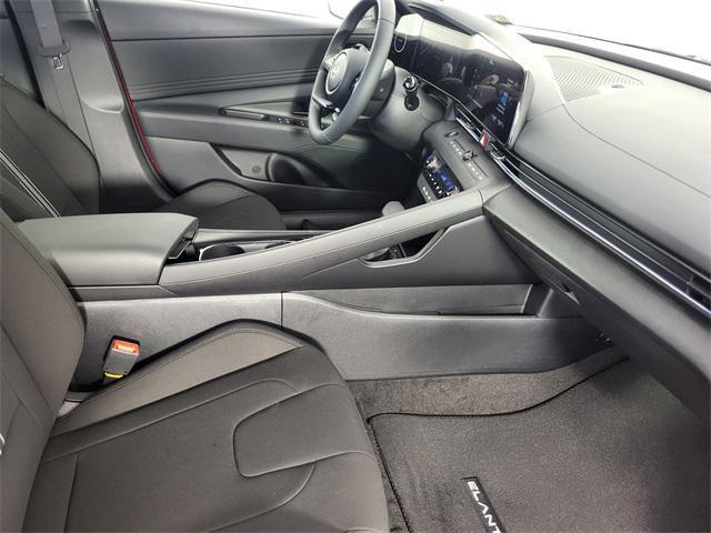 Photo of 2025 Intense Blue Hyundai ELANTRA HEV