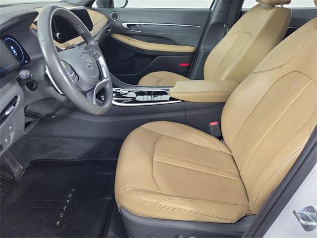 Photo of 2021 Quartz White Hyundai SONATA