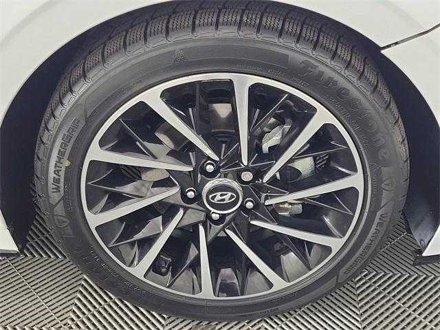 Photo of 2021 Quartz White Hyundai SONATA