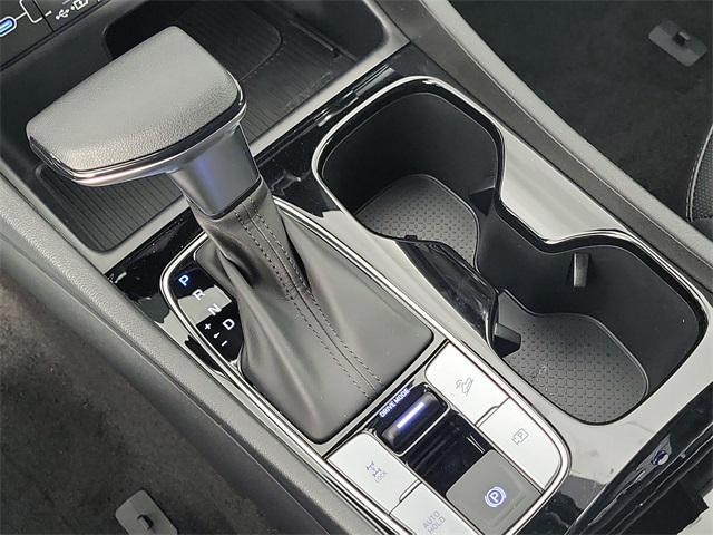 Photo of 2025 Phantom Black Hyundai SANTA CRUZ