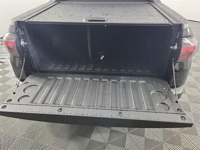 Photo of 2025 Phantom Black Hyundai SANTA CRUZ