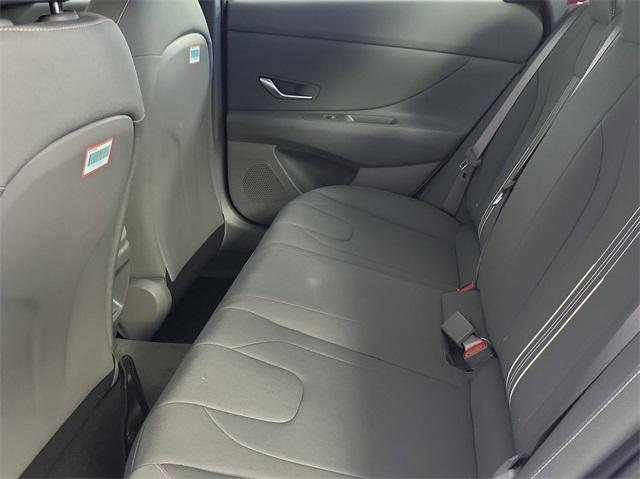Photo of 2025 White Hyundai ELANTRA HEV