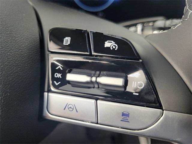 Photo of 2025 Gray Pearl Hyundai ELANTRA HEV