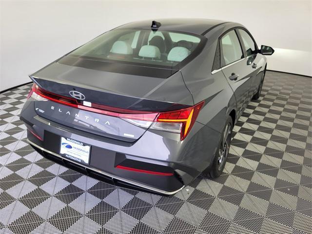Photo of 2025 Gray Pearl Hyundai ELANTRA HEV