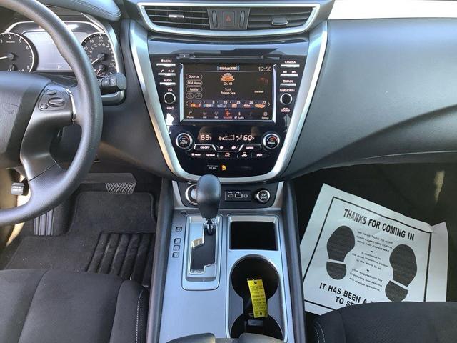 Photo of 2023 Super Black Nissan Murano