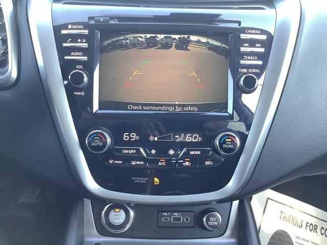 Photo of 2023 Super Black Nissan Murano