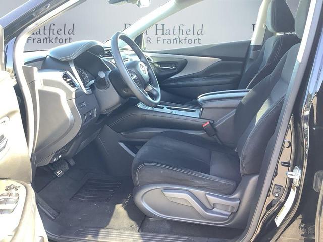 Photo of 2023 Super Black Nissan Murano
