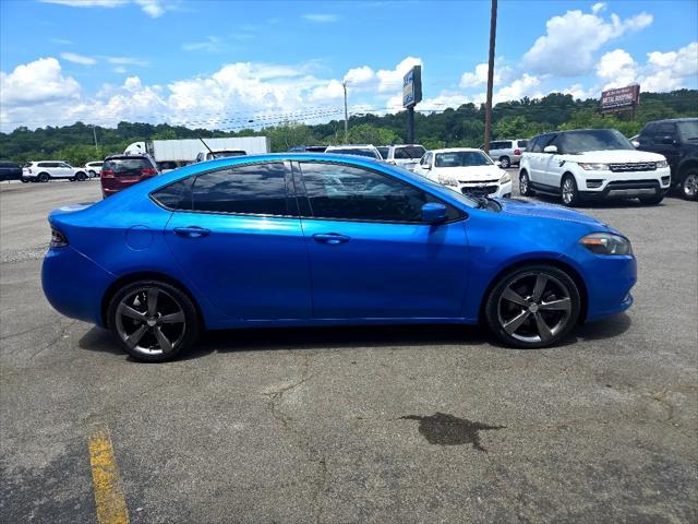 Photo of 2016 Dark Blue Dodge Dart