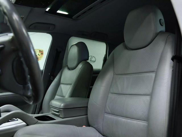 Photo of 2004 Blue Porsche Cayenne