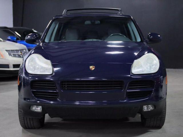 Photo of 2004 Blue Porsche Cayenne