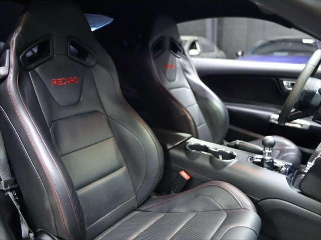 Photo of 2016 Shadow Black Ford Mustang