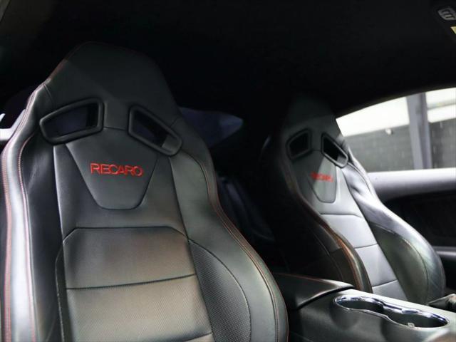 Photo of 2016 Shadow Black Ford Mustang