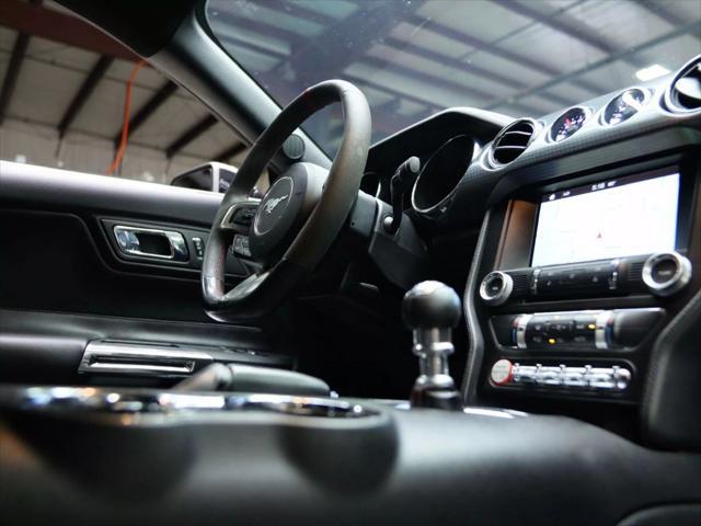 Photo of 2016 Shadow Black Ford Mustang