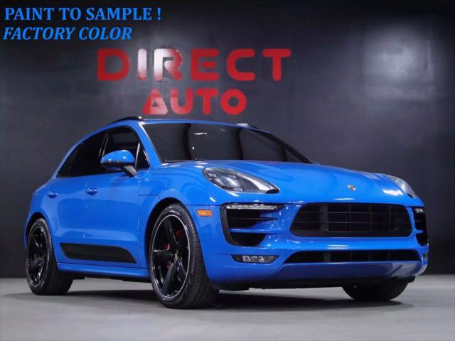 Photo of 2017 Blue Porsche Macan