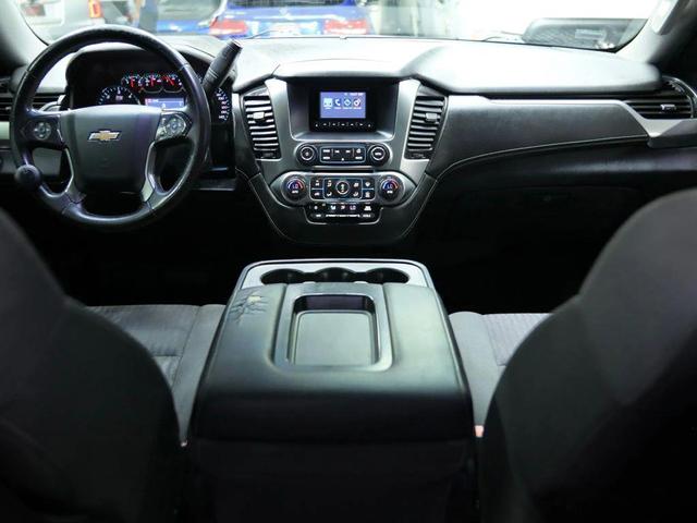 Photo of 2015 Silver Ice Metallic Chevrolet Tahoe