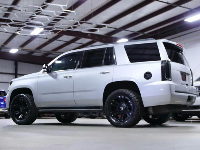 Photo of 2015 Silver Ice Metallic Chevrolet Tahoe