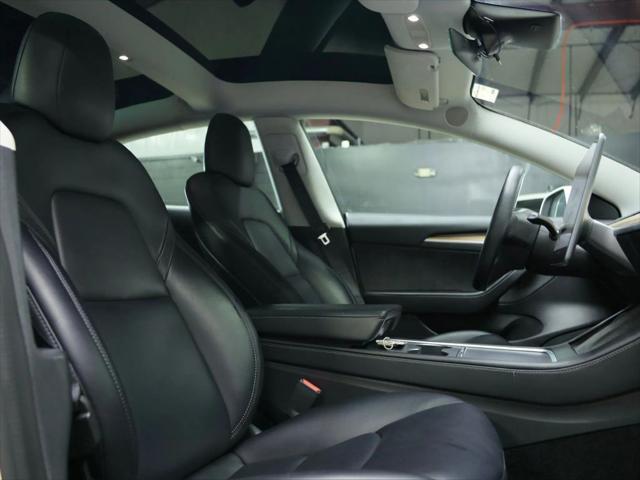 Photo of 2022  Tesla Model 3
