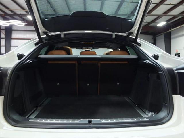Photo of 2017 White BMW X6