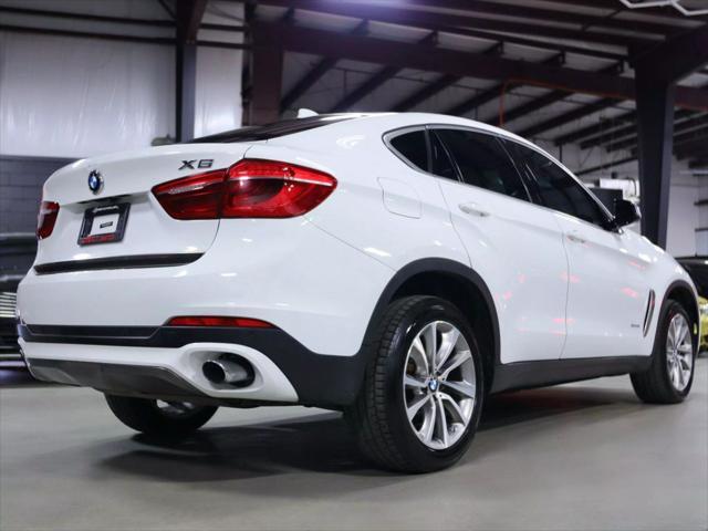Photo of 2017 White BMW X6