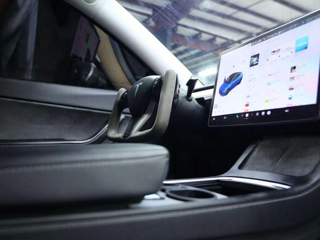 Photo of 2021 Deep Blue Metallic Tesla Model Y
