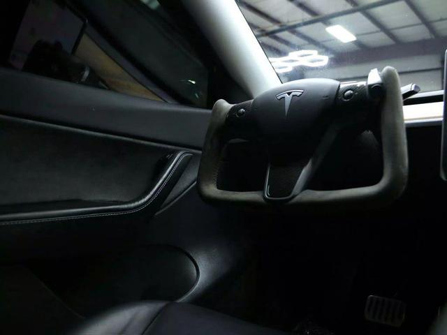 Photo of 2021 Deep Blue Metallic Tesla Model Y