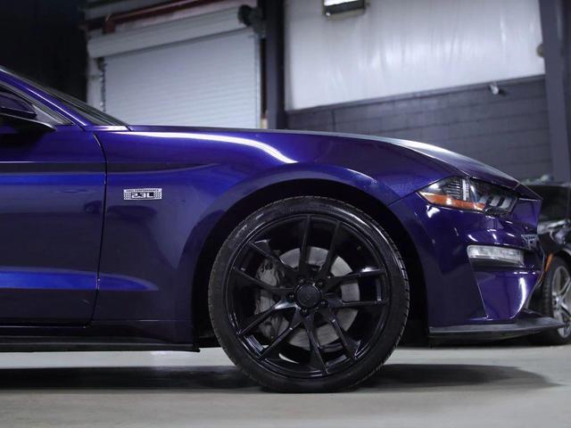 Photo of 2020 Kona Blue Metallic Ford Mustang