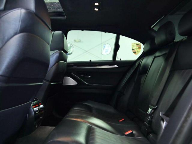 Photo of 2014 Gray BMW M5