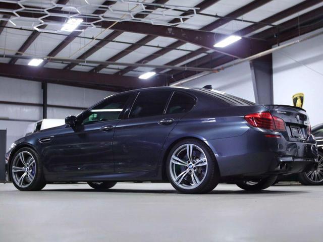 Photo of 2014 Gray BMW M5