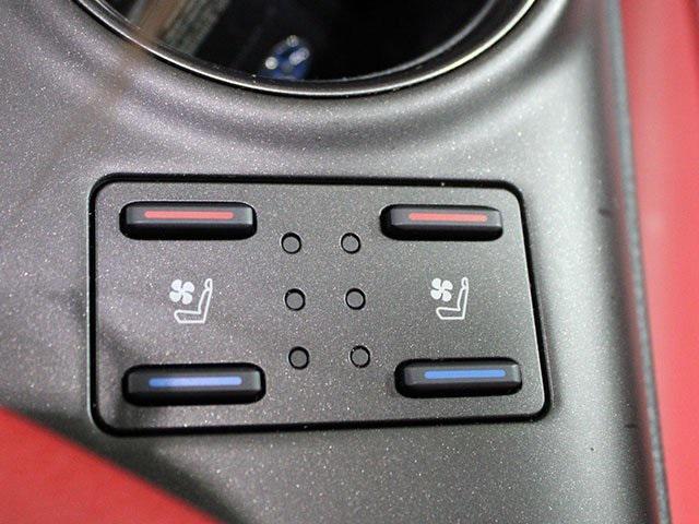 Photo of 2021 Celestial Silver/Midnight Black Metallic Toyota Camry