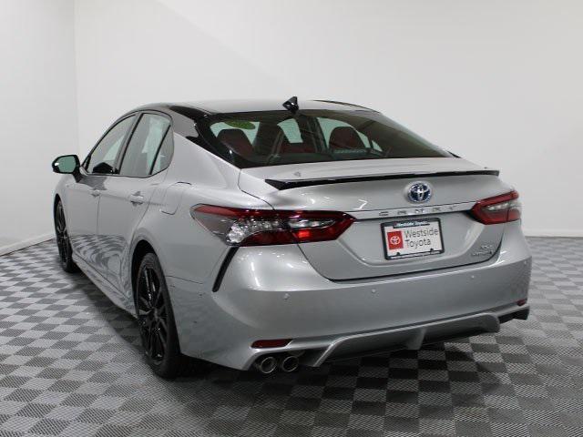 Photo of 2021 Celestial Silver/Midnight Black Metallic Toyota Camry