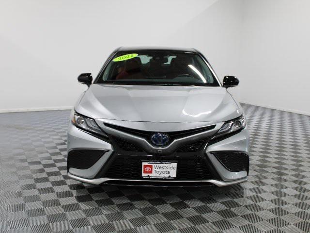 Photo of 2021 Celestial Silver/Midnight Black Metallic Toyota Camry
