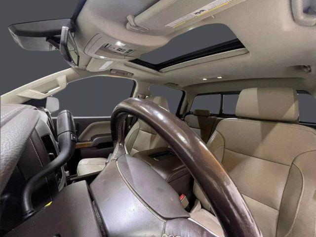 Photo of 2018 White GMC Sierra 1500