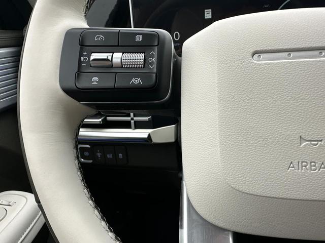 Photo of 2025 Gray Matte Hyundai SANTA FE HEV