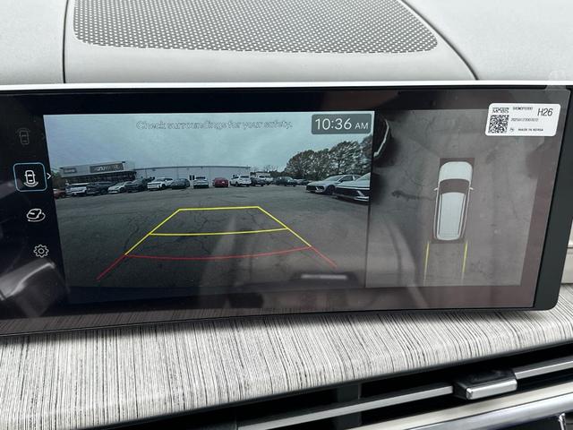 Photo of 2025 Gray Matte Hyundai SANTA FE HEV