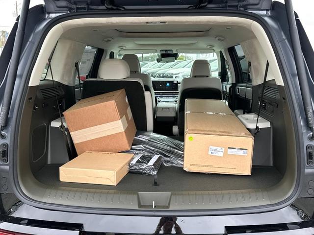 Photo of 2025 Gray Matte Hyundai SANTA FE HEV