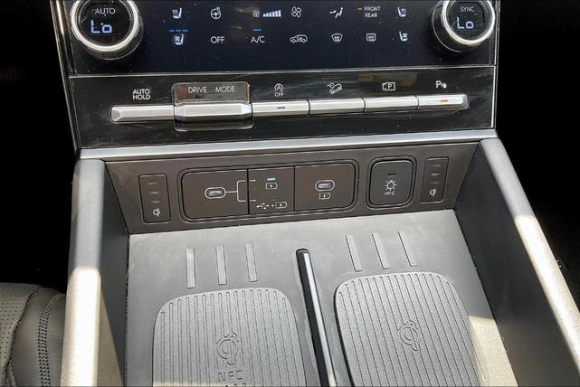 Photo of 2024 Gray Matte Hyundai SANTA FE