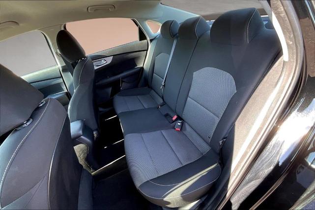 Photo of 2023 Aurora Black Pearl Kia Forte
