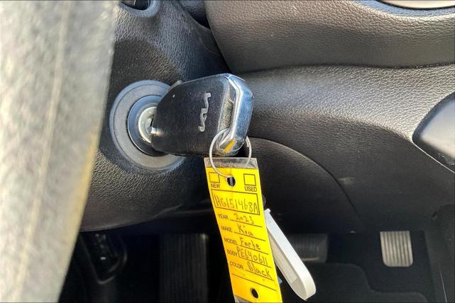 Photo of 2023 Aurora Black Pearl Kia Forte