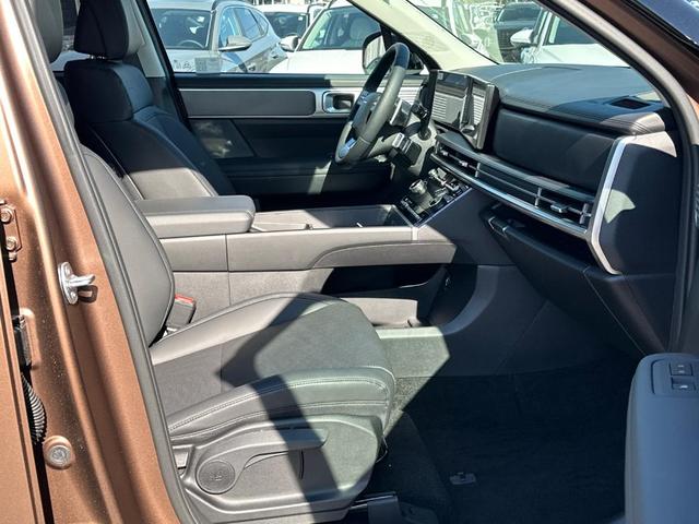Photo of 2025 Brass Hyundai SANTA FE