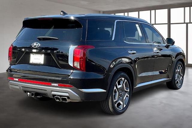 Photo of 2024 Abyss Black Pearl Hyundai PALISADE