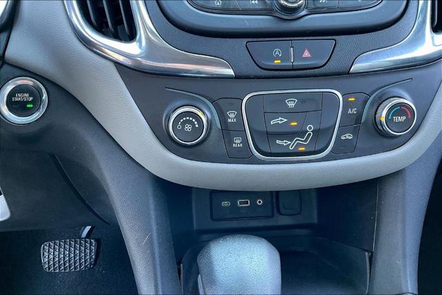 Photo of 2022 Summit White Chevrolet Equinox