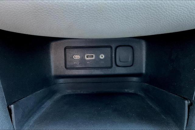 Photo of 2022 Summit White Chevrolet Equinox