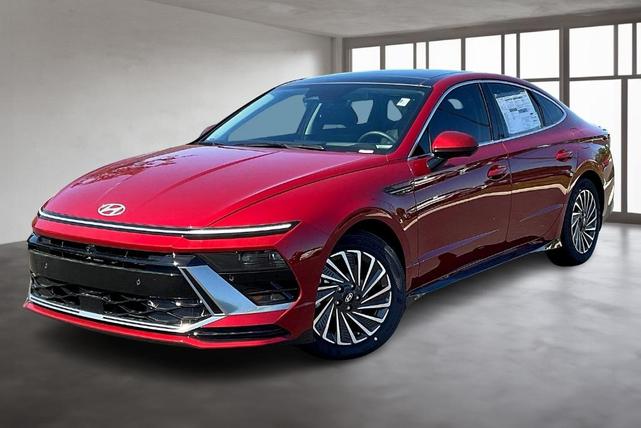 Photo of 2025 Red Hyundai SONATA Hybrid