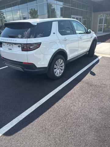 Photo of 2020 Fuji White Land Rover Discovery Sport