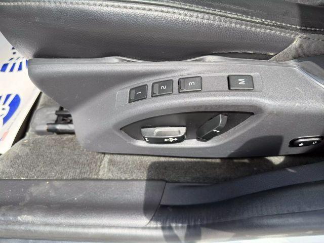 Photo of 2015 Crystal White Pearl Volvo XC60